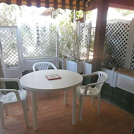 База отдыха Le Claux Des Hesperides Альмань-ан-Прованс