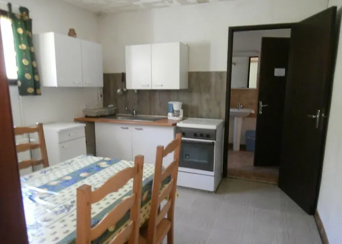 Le Claux Des Hesperides 2*