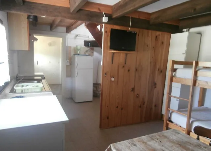 Le Claux Des Hesperides 2*